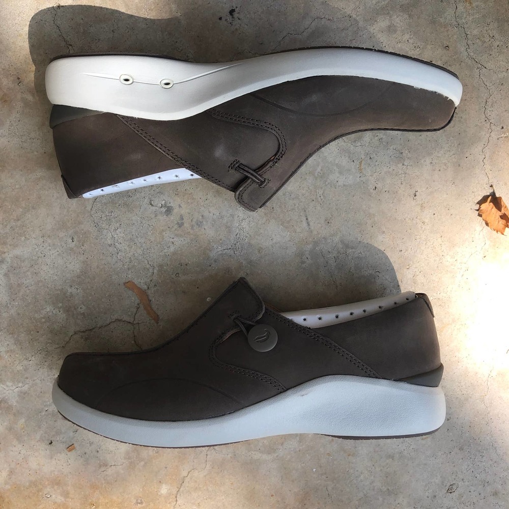 Clarks Unstructured Un Loop 2 Walking Loafer Leat… - image 3